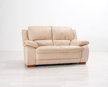 Lataa kuva Galleria-katseluun, 2-istuttava nahkasohva beige
