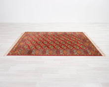 Lataa kuva Galleria-katseluun, Itämaistyylinen matto 170 x 244 cm
