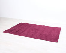 Ladda upp bild till gallerivisning, Nukkamatto 268 x 178 cm punainen

