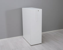 Ladda upp bild till gallerivisning, EASY apteekkarinkaappi

