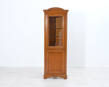 Load image into Gallery viewer, Kulmakaappi lasiovella

