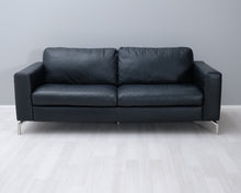 Lataa kuva Galleria-katseluun, Natuzzi 3-istuttava nahkasohva musta

