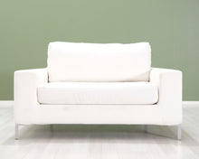 Load image into Gallery viewer, Filip Loveseat nojatuoli valkoinen
