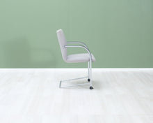 Ladda upp bild till gallerivisning, Fritz Hansen Independence tuoli harmaa
