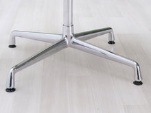 Ladda upp bild till gallerivisning, Charles &amp; Ray Eames pöytä valkoinen
