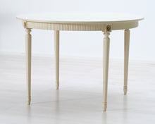 Lataa kuva Galleria-katseluun, Jatkettava kustavilaistyylinen pöytä
