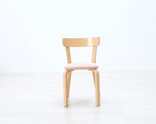 Load image into Gallery viewer, Artek 69 tuoli kangasistuimella
