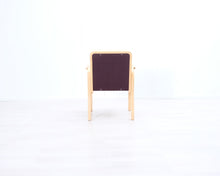 Ladda upp bild till gallerivisning, Artek E45 tuoli liila
