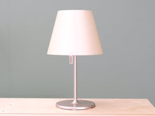 Ladda upp bild till gallerivisning, Artemide Melampo pöytävalaisin
