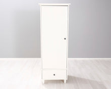 Load image into Gallery viewer, IKEA Hemnes kaappi valkoinen
