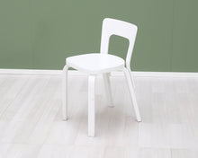 Load image into Gallery viewer, Artek 65 tuoli valkoinen
