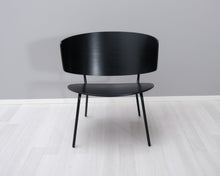 Lataa kuva Galleria-katseluun, Ferm Living Herman Lounge tuoli musta

