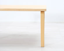 Lataa kuva Galleria-katseluun, Artek 81B pöytä koivu

