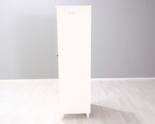 Load image into Gallery viewer, IKEA Hemnes kaappi valkoinen
