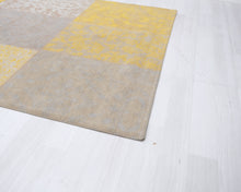 Lataa kuva Galleria-katseluun, Louis de Poortere Yellow matto 140 x 200 cm
