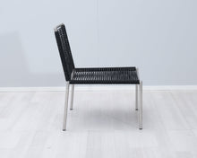 Lataa kuva Galleria-katseluun, Vepsäläinen Design nojatuoli musta
