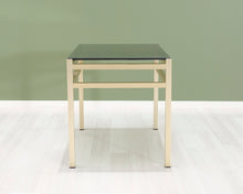 Lataa kuva Galleria-katseluun, Sohvapöytä lasilevyllä
