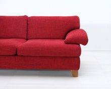 Lataa kuva Galleria-katseluun, 2-istuttava kangassohva punainen

