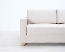 Lataa kuva Galleria-katseluun, 2-istuttava Hakolan vaalea vuodesohva
