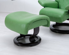 Lataa kuva Galleria-katseluun, Ekornes Stressless nojatuoli ja rahi vihreä
