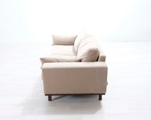 Load image into Gallery viewer, SoffaDirekt Stockholm 3-istuttava soffa beige
