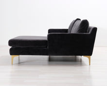 Lataa kuva Galleria-katseluun, Sofa Company 3-istuttava divaanisohva tummanharmaa
