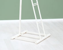 Ladda upp bild till gallerivisning, Muurame naulakko valkoinen

