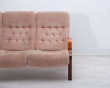 Lataa kuva Galleria-katseluun, 3-istuttava kangassohva beige
