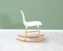 Ladda upp bild till gallerivisning, Normann Copenhagen Form keinutuoli valkoinen
