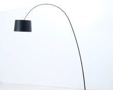 Lataa kuva Galleria-katseluun, Foscarini Twiggy lattiavalaisin musta
