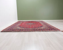 Load image into Gallery viewer, Käsinsolmittu persialainen matto 296 x 412 cm
