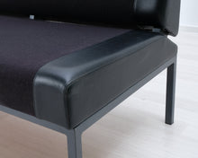 Lataa kuva Galleria-katseluun, 2-istuttava kangassohva
