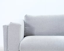 Load image into Gallery viewer, IKEA Nockeby 3-istuttava kangassohva vaaleanharmaa
