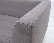 Lataa kuva Galleria-katseluun, BoConcept 2,5-istuttava kangassohva harmaa

