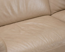 Lataa kuva Galleria-katseluun, Natuzzi 3-istuttava nahkasohva ruskea
