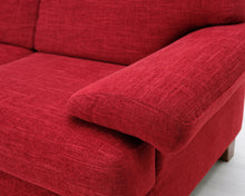 Lataa kuva Galleria-katseluun, 2-istuttava kangassohva punainen
