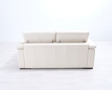 Load image into Gallery viewer, Natuzzi 2-istuttava nahkasohva luonnonvalkoinen

