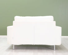 Load image into Gallery viewer, Filip Loveseat nojatuoli valkoinen

