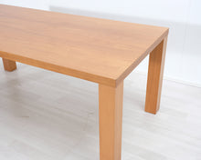 Lataa kuva Galleria-katseluun, BoConcept ruokapöytä
