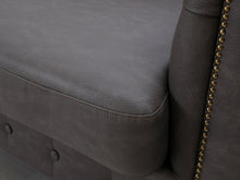 Ladda upp bild till gallerivisning, Brandas 3-istuttava Chesterfield sohva harmaa
