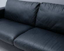 Lataa kuva Galleria-katseluun, Natuzzi 3-istuttava nahkasohva musta
