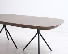 Load image into Gallery viewer, BoConcept Ottawa jatkettava ruokapöytä

