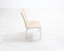 Load image into Gallery viewer, BoConcept ruokatuoli kermanvalkoinen
