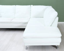 Ladda upp bild till gallerivisning, Italsofa 4-istuttava avokulmasohva valkoinen
