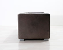 Load image into Gallery viewer, BoConcept 3-istuttava nahkasohva tummanruskea
