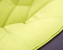 Lataa kuva Galleria-katseluun, Ligne Roset Ottoman nojatuoli

