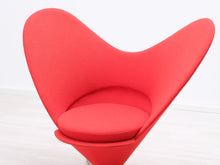 Ladda upp bild till gallerivisning, Vitra Heart Cone Chair nojatuoli
