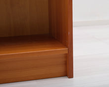 Load image into Gallery viewer, Denka kirjahylly
