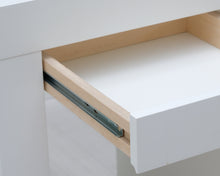 Load image into Gallery viewer, Kaani yöpöytä valkoinen
