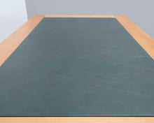 Lataa kuva Galleria-katseluun, Boknäs Kirjoituspöytä laatikostoilla 140 x 76 cm
